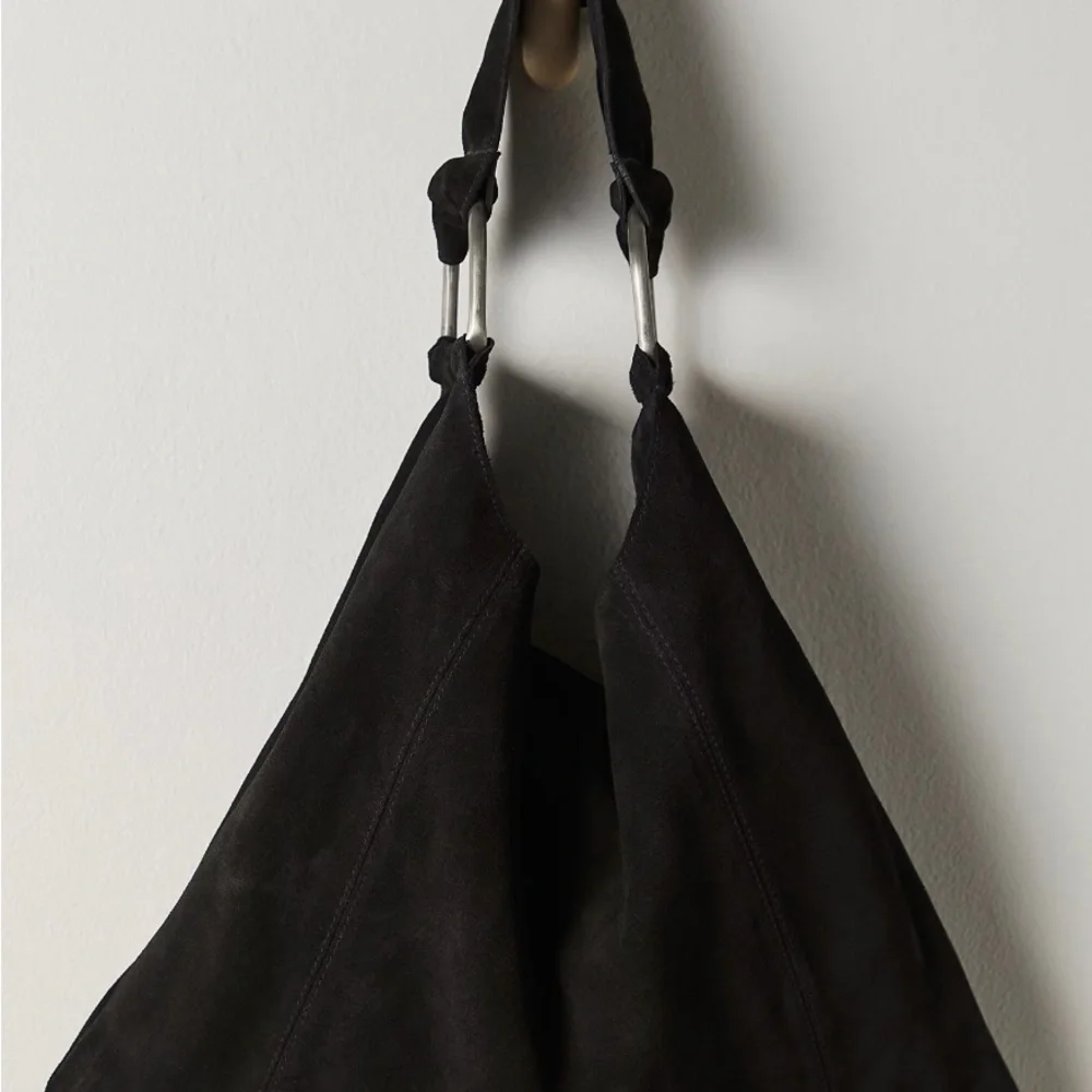 Free People Bobbi Suede Slouchy Tote Bag❤️ NWOT - Picture 5 of 11